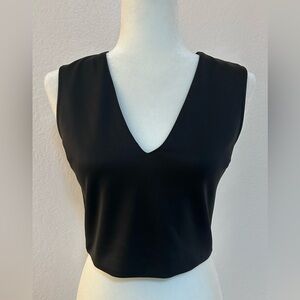 RED Saks Fifth Avenue Black Cropped Tank Top Size Medium